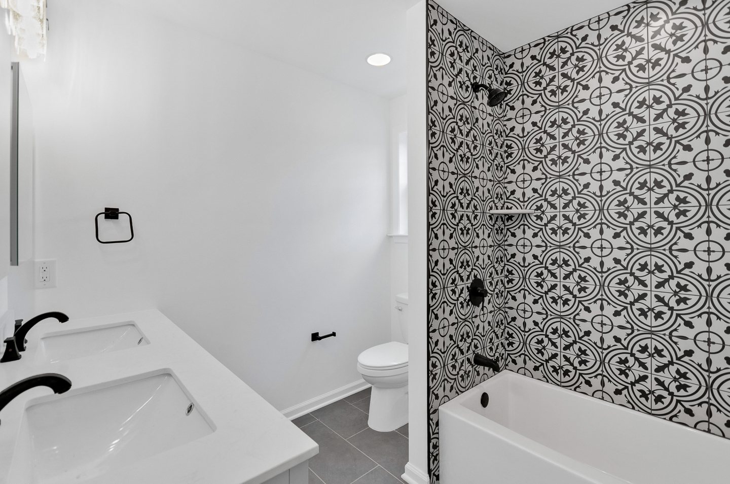 Cherry Hill 3 Main Bath